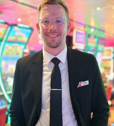 Wayne, Casino Assistant Manager